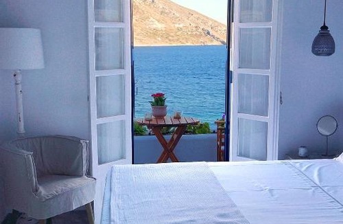 Massouri House | La Playa Boutique Apartments