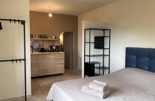 Nisaki Apartment | La Strade Apartments, Adults Only with Private Pool
