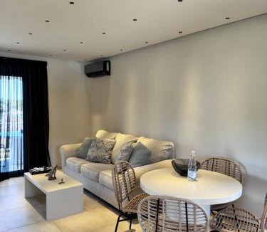 Lagonissi Apartment | Lagonisi Luxury apartment 2 by the sea