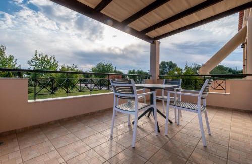 Gargaliani Apartment | Lagouvardos Apartments