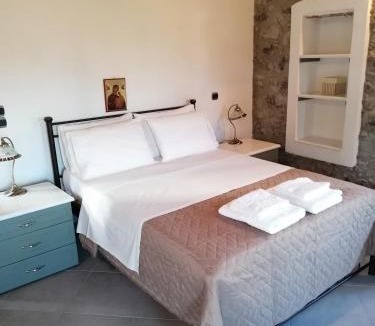 Zarakas Apartment | Lakonian home