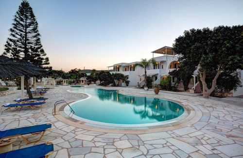 Ampelas Apartment | Large Rooms,apartments.all the Room Viewing to the sea and the Swimming Pool