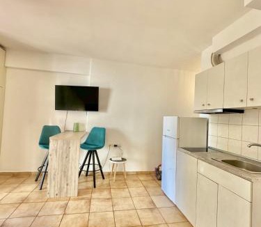 Larissa Apartment | Larisa City Ap 5 with parking