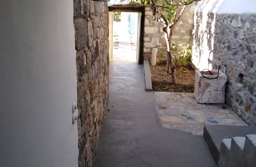 Skala House | Latmos 1860