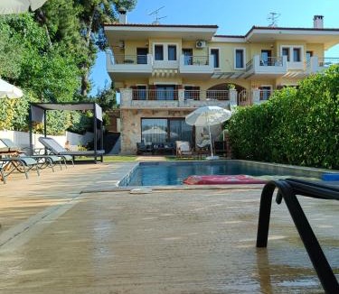 Pefkochori Villa | LeisureNest Villa Pefkochori