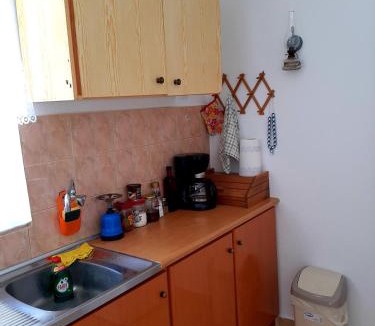 Sitia Apartment | Lemon Garden 2