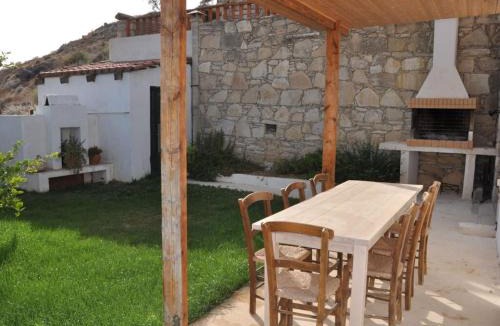Pitsidia Villa | Leonidas Comfortable holiday residence