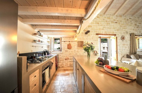 Makratika Villa | Leonora house - Two Bedroom Villa, Sleeps 4