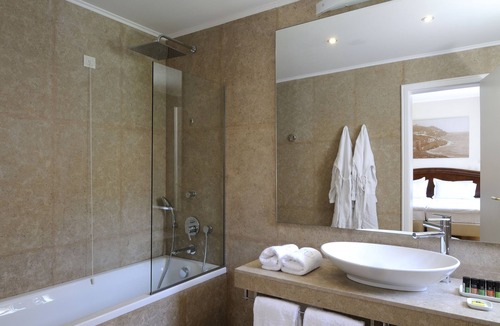 Hydra Hotel | Leto Hotel