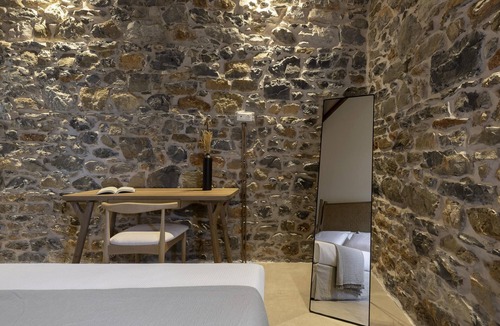 Sourpi Apartment | Lichnos Luxury Suite