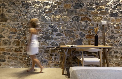 Sourpi Apartment | Lichnos Luxury Suite