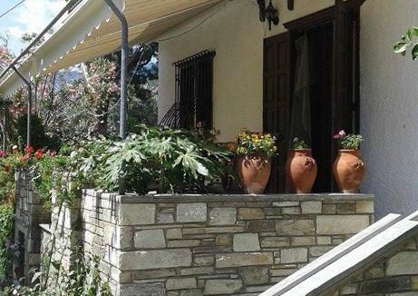 Volos House | Lila House