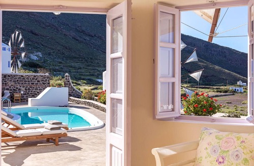 Imerovigli Villa | Lilac Windmill Santorini luxury villa with private pool and sea view