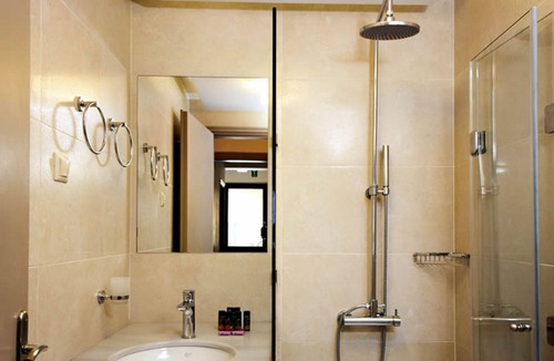 Vamvakopoulo Apartment | Lili Apartments,102,oasis 2,5 km from Hania center