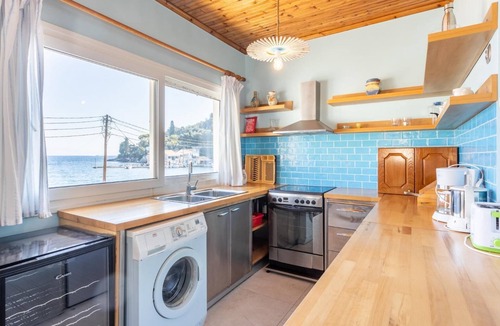 Longos Apartment | Limani - Two Bedroom Apartment, Sleeps 4