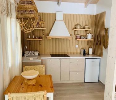 Asprogerakata Apartment | Linari Bohemian Living