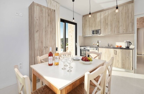 Kavvadades Villa | Lithari Dio - Luxury Villa with Private Pool in Corfu for 4 Guests