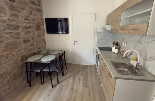 Melikia Apartment | Lithos studio