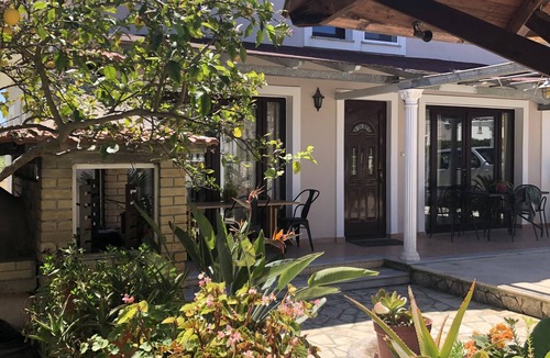 Pigadhakia House | Little villa