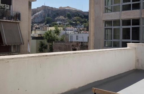 Plaka Apartment | Live Life Ermou
