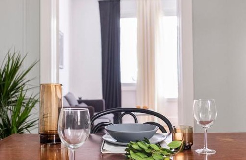 Plaka Apartment | Live Life Ermou