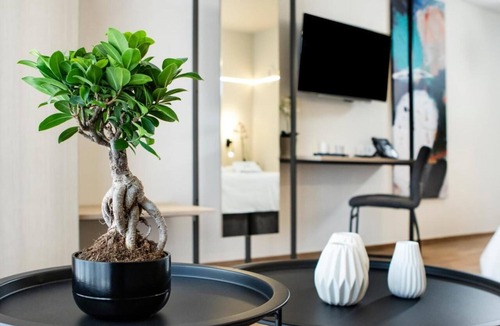 Volos City Centre House | Local Urban Living