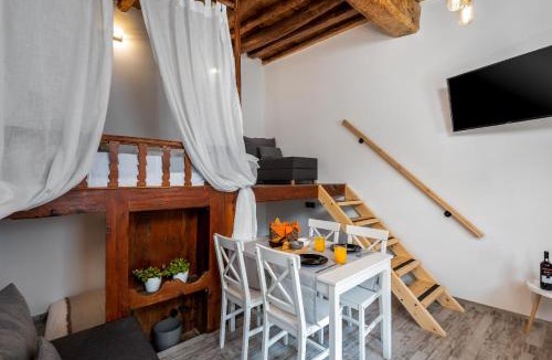 Salakos House | Lotza Traditional House Salakos