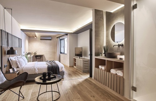 Glyfada Bed & Breakfast | Lounge2 - Deluxe Double Room in Glyfada