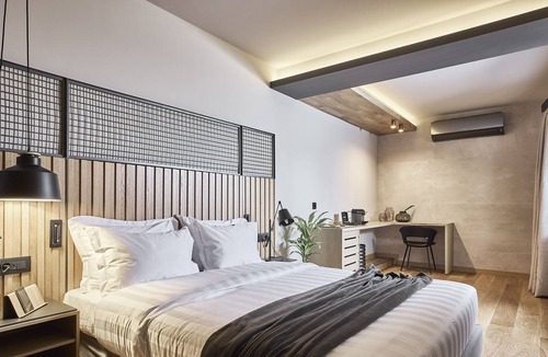 Glyfada Bed & Breakfast | Lounge2 - Deluxe Double Room in Glyfada