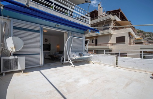 Loutraki-Agioi Theodoroi Apartment | Loutraki 5 person apartment by MPS