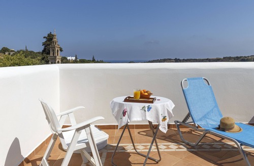 Lahania House | Lovely Enviroment at House Salvia