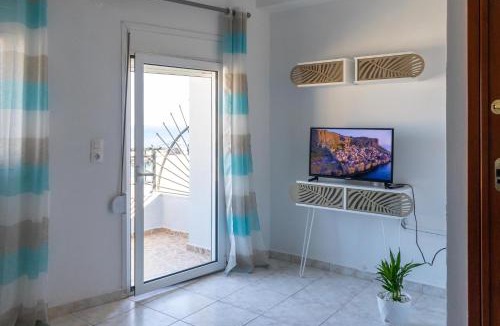 Ierapetra Apartment | Lovely sea view apartment at the heart of the town