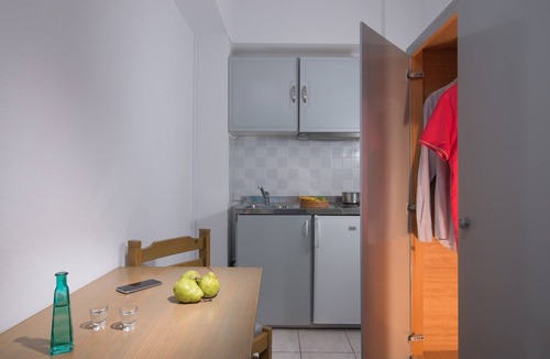 Limenas Chersonisou Apartment | Lovely Studio in the City Center