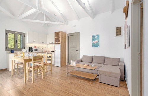 Gialova House | Lovely two bedroom house with private pool and great views