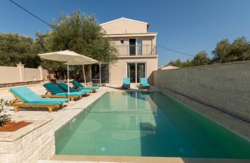 Gouvia Bed & Breakfast | Luca Mare