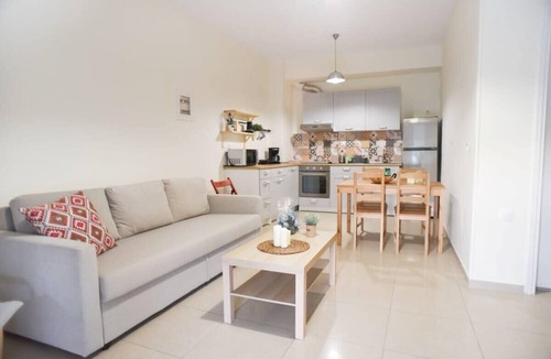 Nees Pagases House | Lucky's Homes - Jasmine Beachfront Home