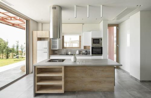 Elia Nikitis Villa | Luria Homes