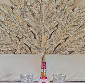 Aperio Villa | Lux View Suites