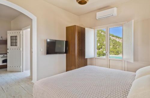 Aperio Villa | Lux View Suites