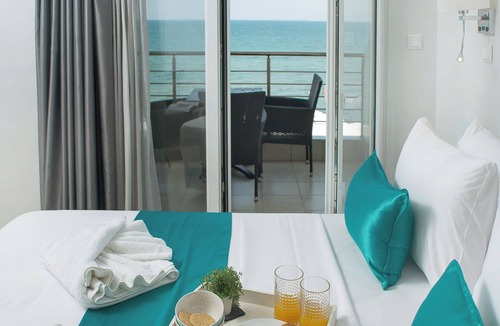 Perea Apartment | LUX VIP APARTMENTS : Studio apartment with sea viewnThe whole apartment