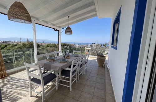Agia Marina Villa | Luxurious 3-bedroom house with panoramic sea view 3 minutes walk from the beach