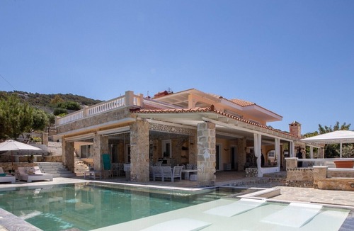 Karpathos House | Luxurious Mediterranean Estate