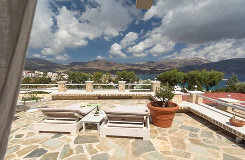 Karpathos House | Luxurious Mediterranean Estate
