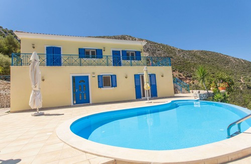 Katokhorion Villa | Luxurious Private Villa Artemis, Vlycho, Near Nidri. Sleeps 6-7 Lift. Pool.