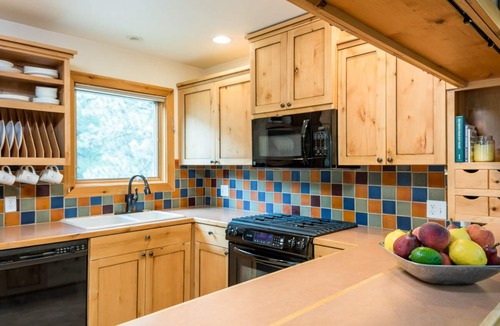 Warm Springs House | Luxurious Townhome Steps from Warm Springs with Private Hot Tub, and Firepit