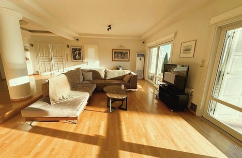 Artemida Villa | Luxurious villa w/pool,ideal for exploring the city the mountain & the sea! n