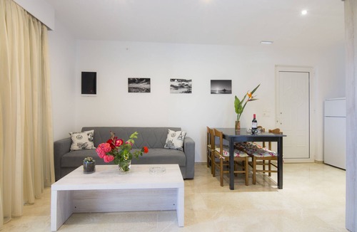 Kefalos House | Luxury 2bedroom House With Seaview