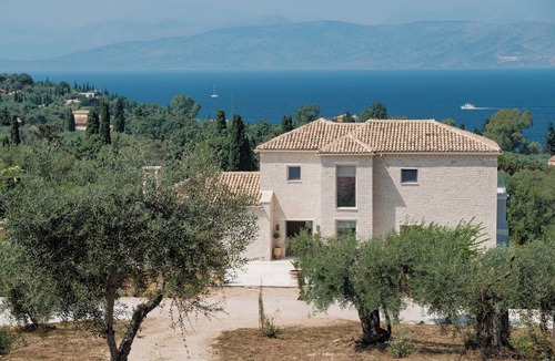 Petaleia Villa | Luxury 6 bedroom Villa with pool, Northeast Corfu, sleeps 12