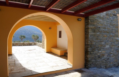 Andros Villa | Luxury Andros Suites | Delxue Double Room | Garden View | Andros
