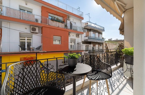 Petralona Villa | Luxury Apartment Next to Acropolis & Metro
